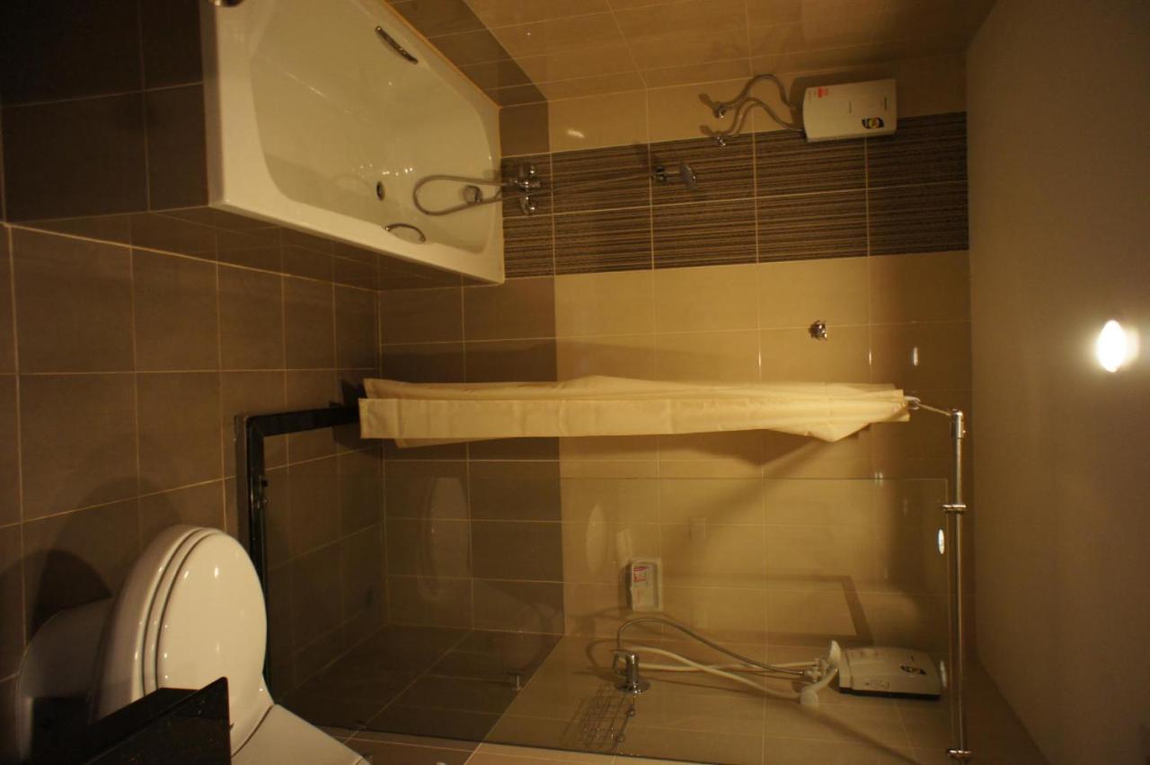 D Apartment Pattaya Luaran gambar